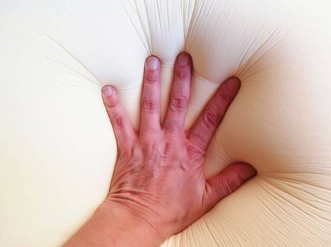 Benefits of a Pregnancy Pillow