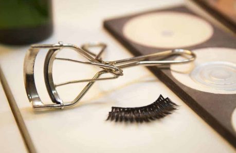 How to Maintain an Eyelash Curler - Keeps the pads in good condition