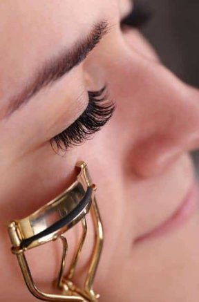 How to Use an Eyelash Curler the First Time and Every Time