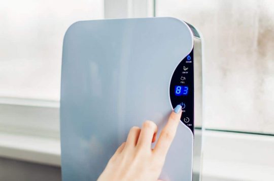 Signs That You Need a Dehumidifier