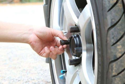 Tips for Changing a Tire Yourself