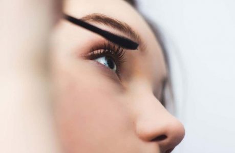 Tips for Getting the Most Out of Your Eyelash Curler - mascara
